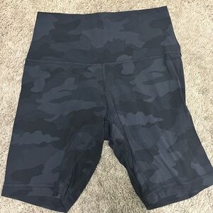 Camo lululemon align biker shorts 8"